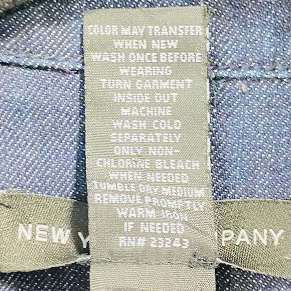New York  & Co. Women’s Sz 8 Dark Wash Blue Jean Denim Blazer Button Down Jacket - Picture 7 of 9